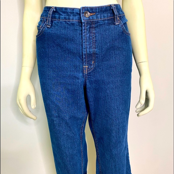Jeans | Jones Co Crop Jeans 
